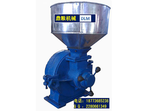 30型磨片式粉碎機、磨粉機磨粉機，磨片式，產(chǎn)量達1000公斤時,粗細可調(diào)